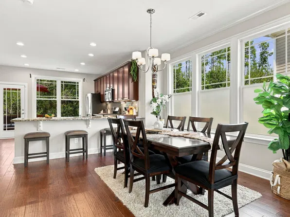 228 Lena Cir, Chapel Hill, NC 27516