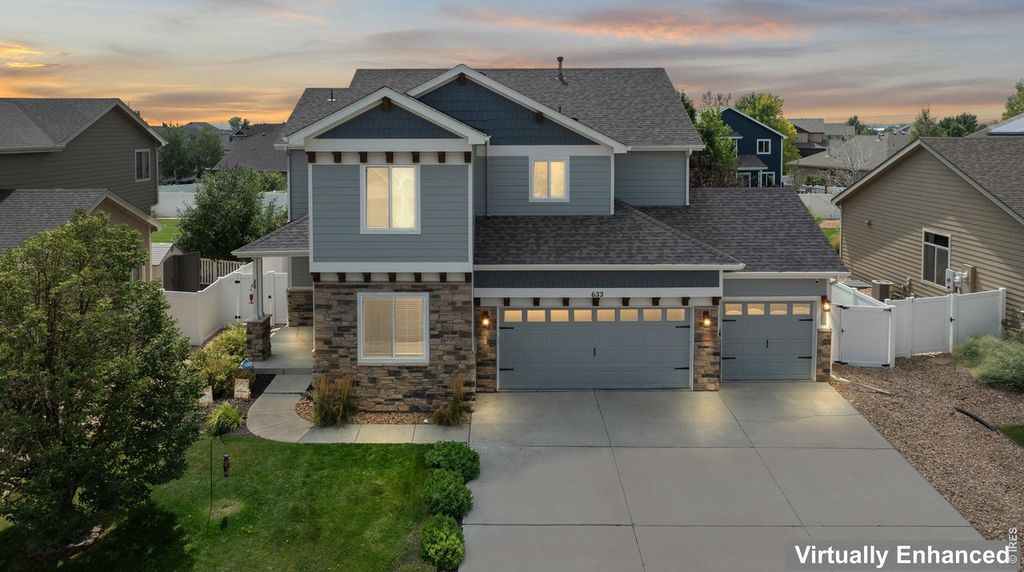 633 Shoshone Ct
