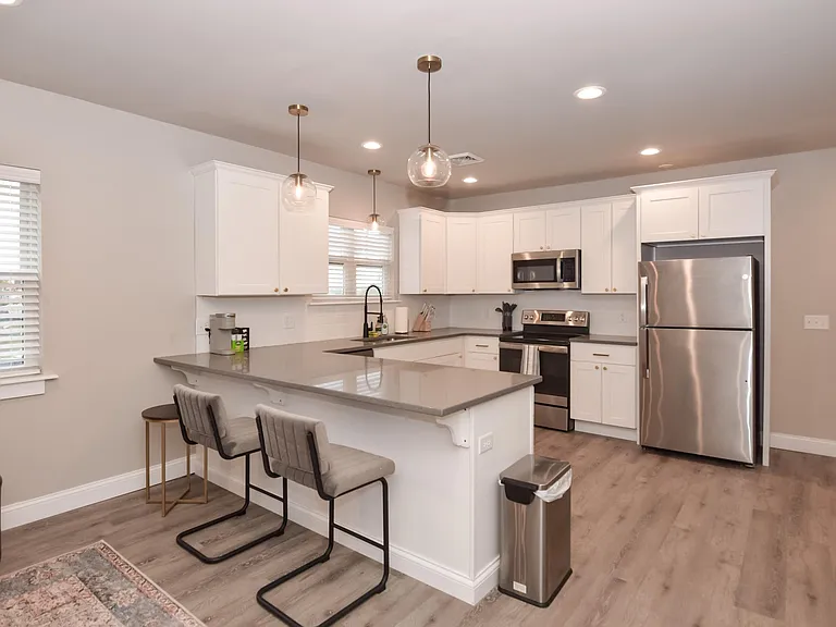 1401 Market St #2L — Photo 32