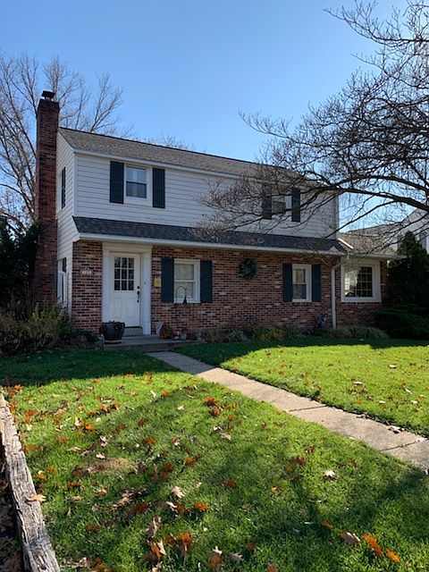 2nd image of 102 Garth Rd