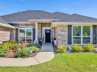 11981 Hons Dr, Fairhope, AL 36532