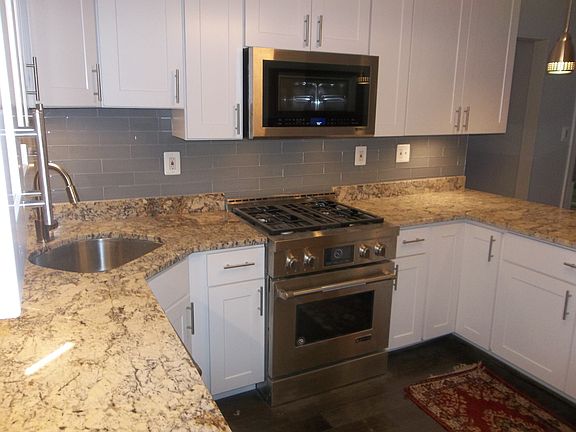 Gas Range w/Convection