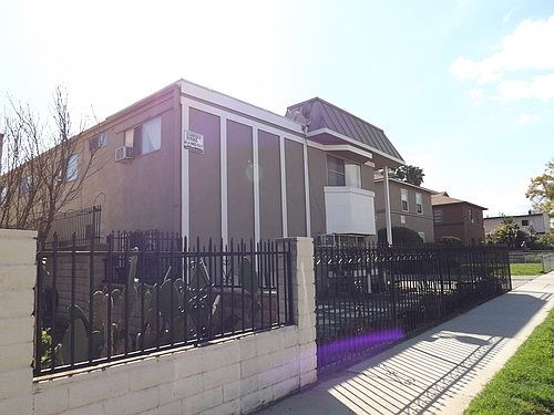2nd image of 11422 Emelita St APT 5