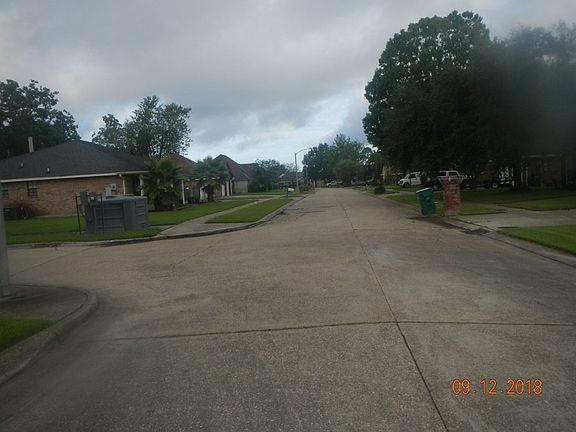4th image of 347 N Canterbury Dr