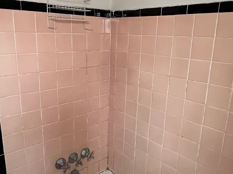 7327 N Rogers Ave #302 — Photo 6