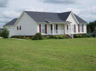 104 Thelma Dr, Bell Buckle, TN 37020