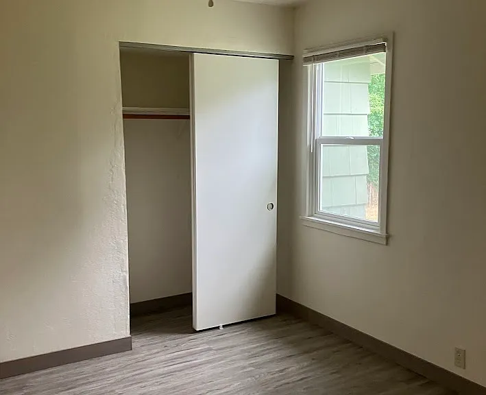 1581 Cloverlawn Dr #1581 — Photo 4