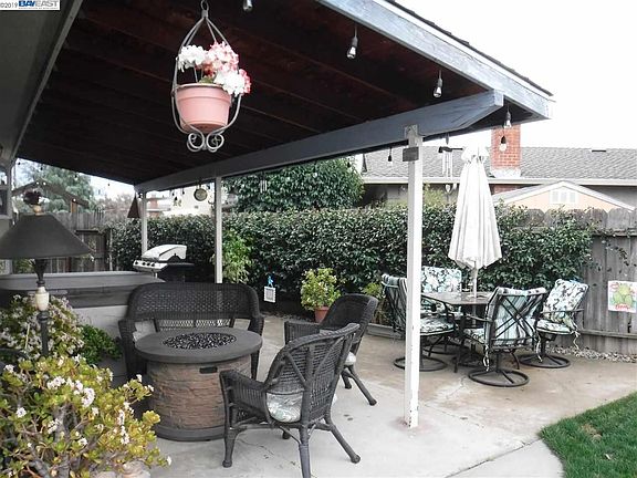 5th image of 883 Brennan Way