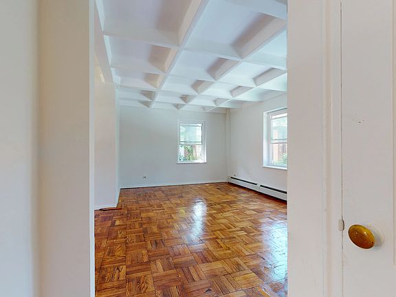 4th image of 147-20 Village Rd #80-A
