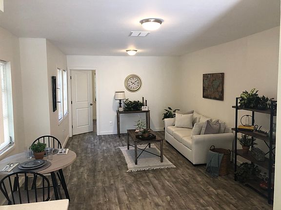 3rd image of 2836 Stoneland Ln
