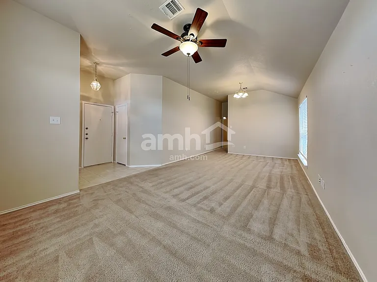 721 Nancy Dr — Photo 11