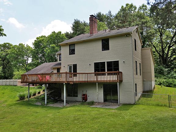 3rd image of 1595 Glen Forest Dr SE