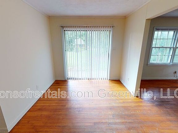 5th image of 3838 S Pine St