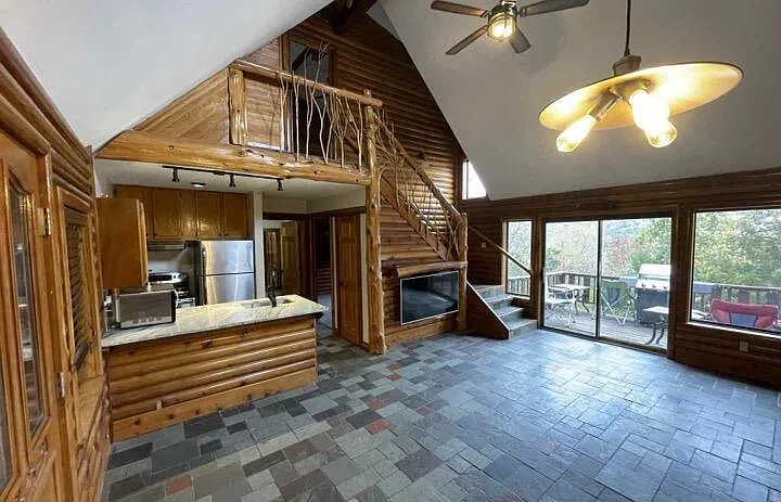 141 Settlers Ln #A — Photo 4