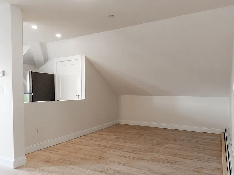71 Friend St #4 — Photo 6