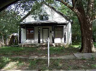 2nd image of 606 S Lulu Ave