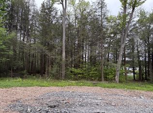 Grouse Hill Rd, Greenfield Township, PA 18407
