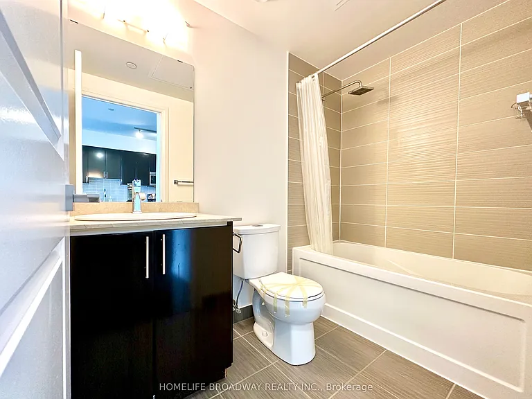7161 Yonge St #2833 — Photo 18