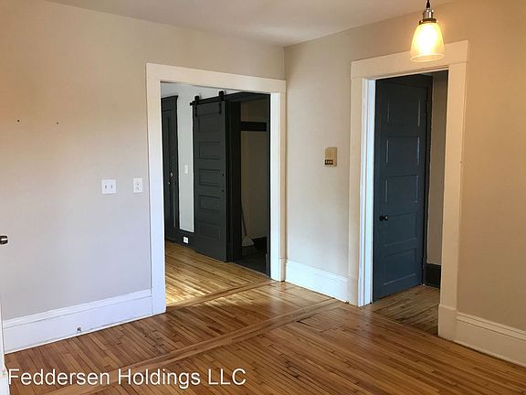 3rd image of 2201 Aldrich Ave S APT 8