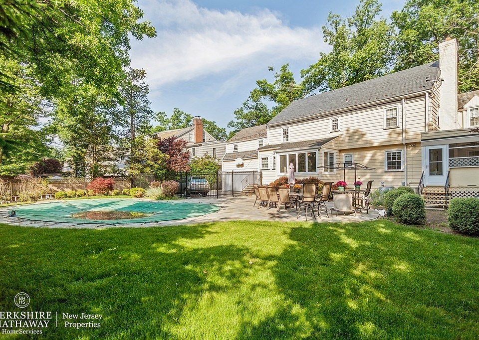 2nd image of 68 Duffield Dr