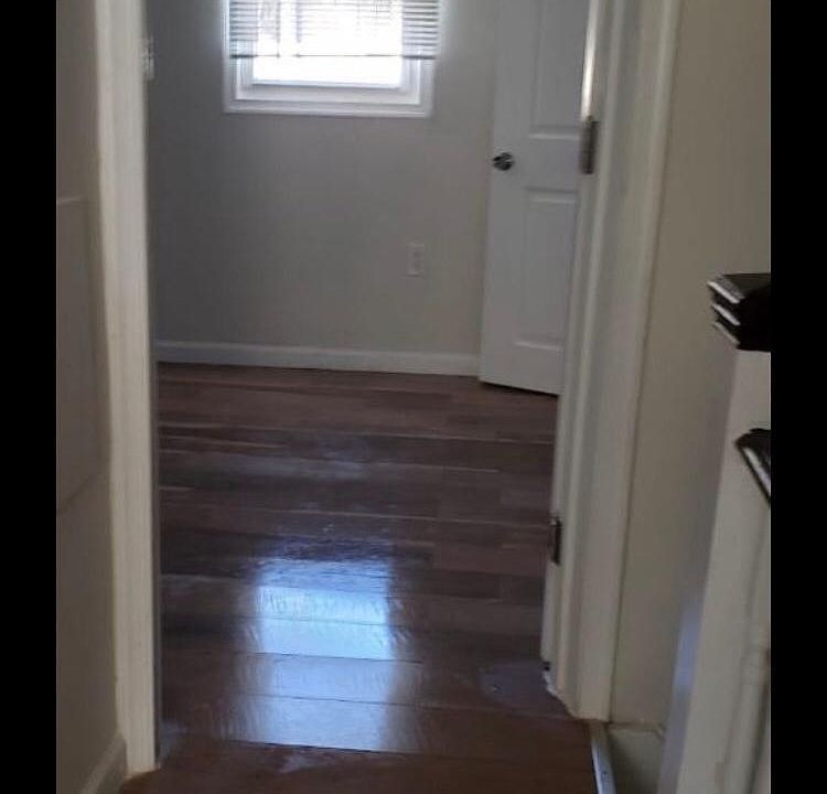 1st image of 621 E Wensley St