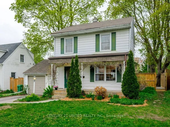 302 Mason Ave, Peterborough, ON K9H 4W5