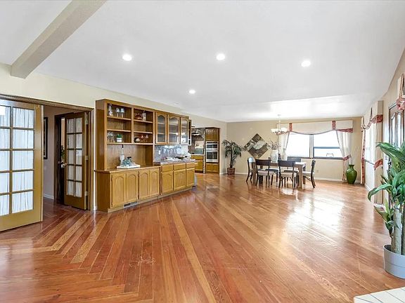 4th image of 14840 Corralitos Ln