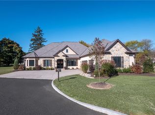 2836 Clos Renoir, Bethlehem, PA 18015