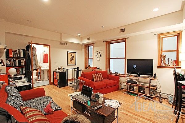 1st image of 138 Prospect Park W