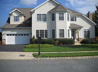 10 Osprey Ct, Washington, NJ 07882
