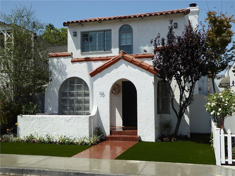 1st image of 39 Savona Walk