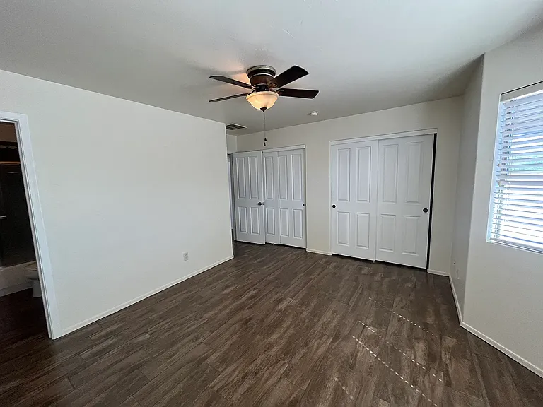 675 W Firehawk Dr — Photo 11