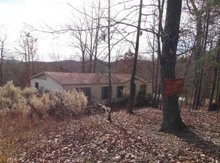 28 Oakridge Dr #9, Cleveland, GA 30528