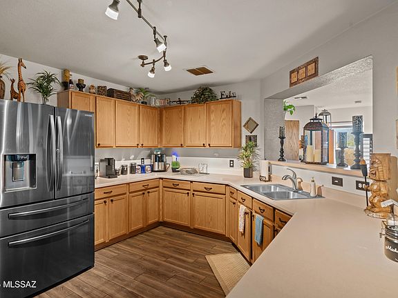 5th image of 1122 W Camino Hombre Viejo