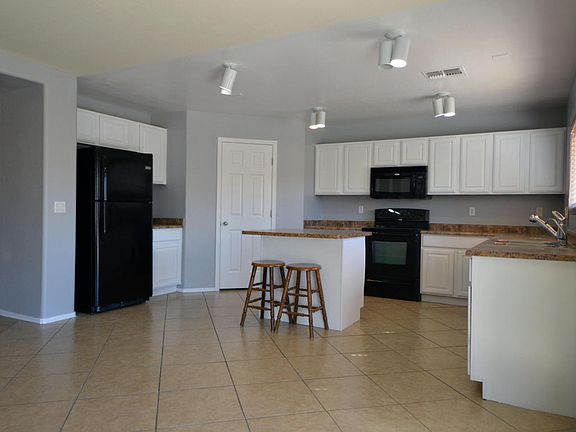 4th image of 28162 N Granite Ave