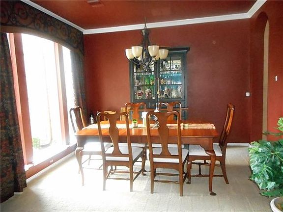 3rd image of 1205 Crepe Myrtle Dr