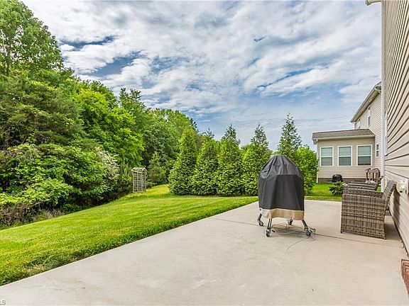 3rd image of 6707 Laurel Fork Dr