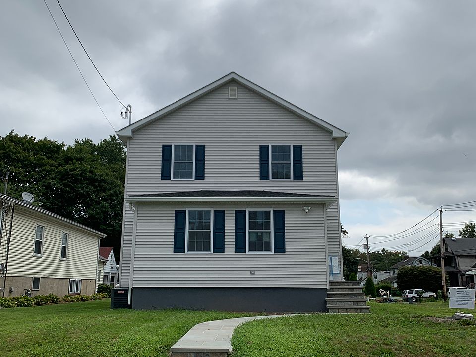 1st image of 51 Rosemont Blvd