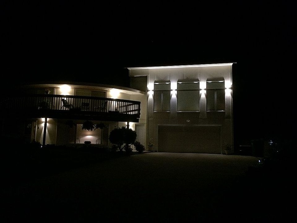 1st image of 4479 Oak Leaf Dr
