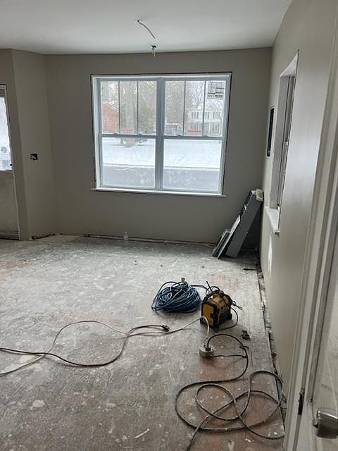 1st image of 24 S Park St