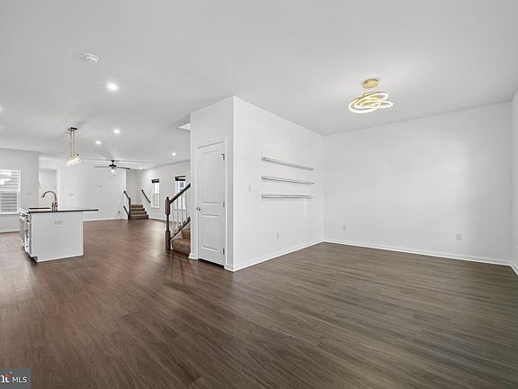 5th image of 14208 Jaeger Rd