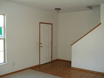 4th image of 3169 Thorndyke St