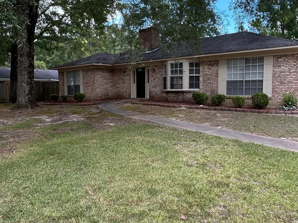 336 Foxboro Dr