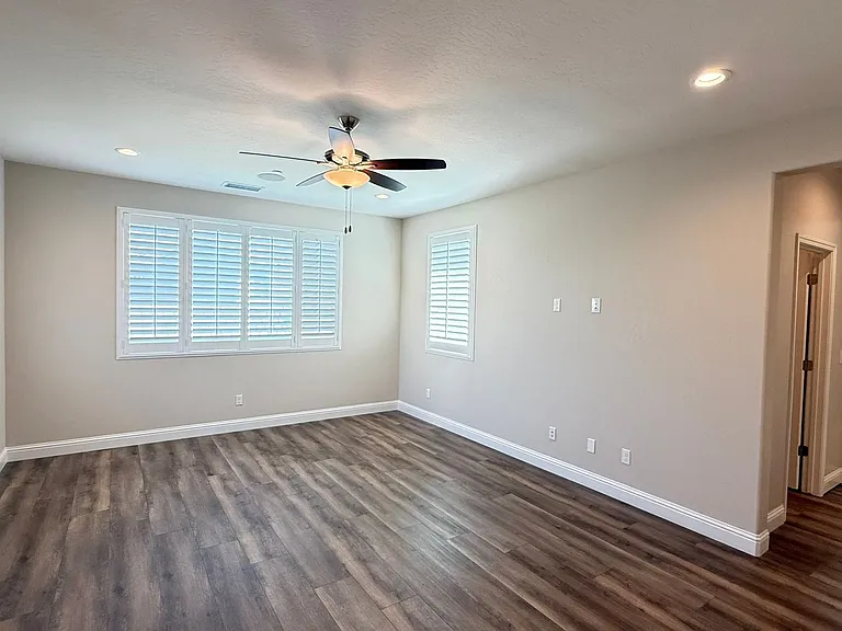 1821 W Corvina Ave — Photo 18