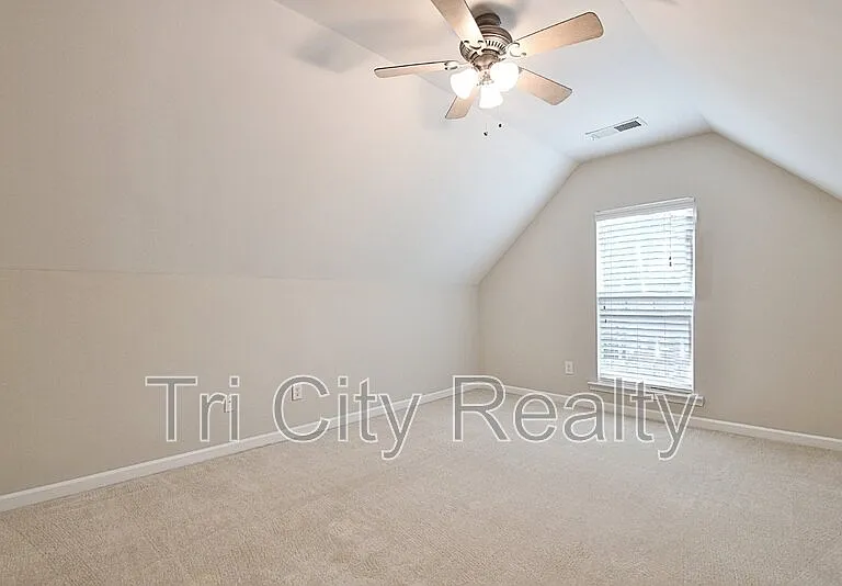 341 Hunterian Pl — Photo 55