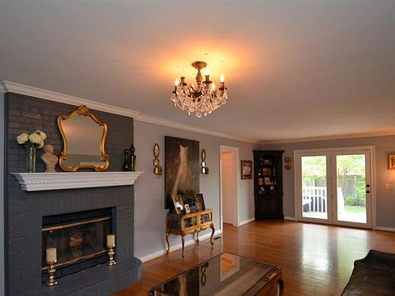 5th image of 2709 Ashbrooke Dr