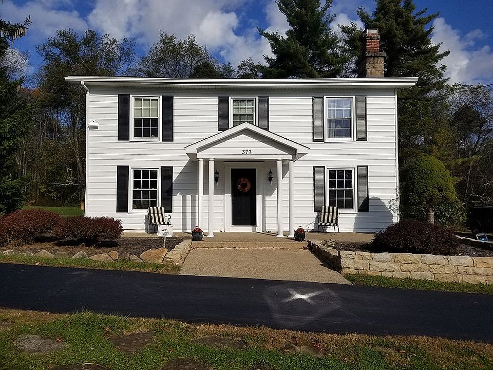 Front Porch/Entrance