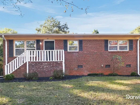 907 Newcastle Rd, Gastonia, NC 28052