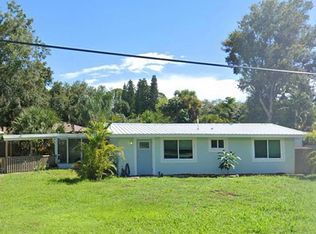 307 Palmetto Rd W, Nokomis, FL 34275