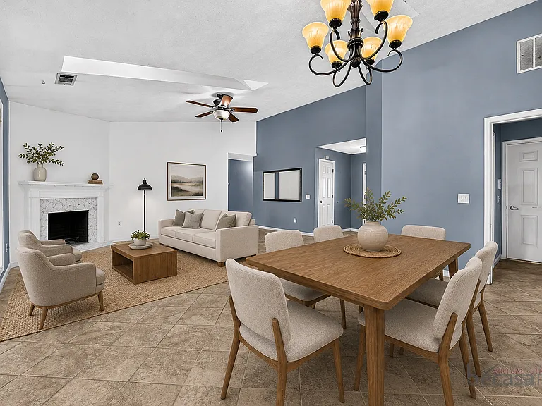3035 Camelot Woods Dr — Photo 6